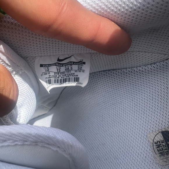 Nike White Sneakers - Picture 5 of 6